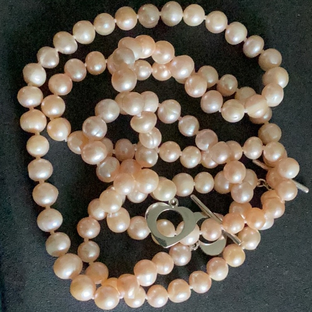 Rose Beige Genuine Freshwater Cultured Pearls 18”